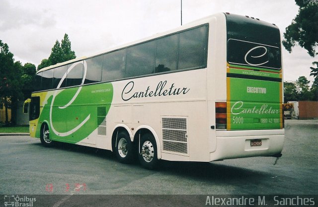 Cantelle Viagens e Turismo 5000 na cidade de Curitiba, Paraná, Brasil, por Alexandre M.  Sanches. Número da foto: #2274988.