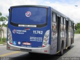 Viação Pirajuçara 11.742 na cidade de Taboão da Serra, São Paulo, Brasil, por Bruno Santino. Número da foto: #2274144.