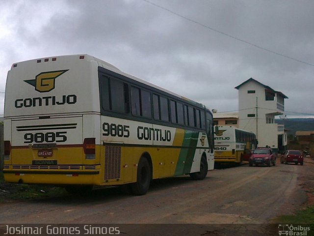 Empresa Gontijo de Transportes 9885 na cidade de Minas Novas, Minas Gerais, Brasil, por Josimar Gomes Simoes. ID da foto: 2294102.