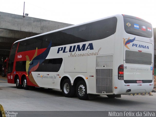 Pluma Conforto e Turismo 7016 na cidade de Curitiba, Paraná, Brasil, por Nilton Félix da Silva. Número da foto: #2293922.