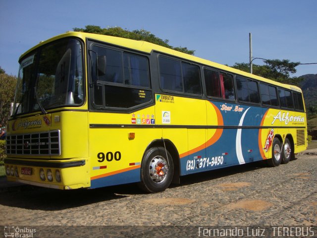 Alforria Turismo 900 na cidade de Tiradentes, Minas Gerais, Brasil, por Fernando Luiz  Barreto Marçal. Número da foto: #2293537.