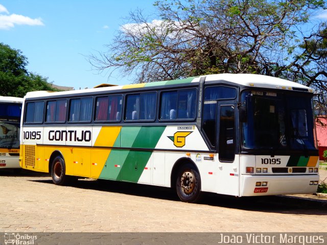 Empresa Gontijo de Transportes 10195 na cidade de São Francisco, Minas Gerais, Brasil, por João Victor Marques. ID da foto: 2298464.