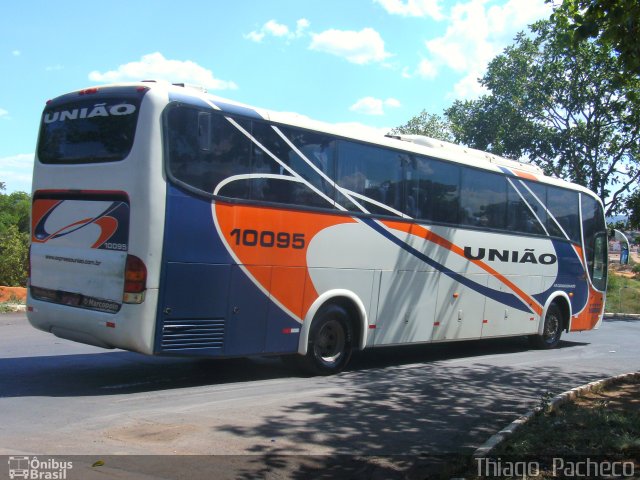 Expresso União 10095 na cidade de Montes Claros, Minas Gerais, Brasil, por Thiago  Pacheco. Número da foto: #2298008.
