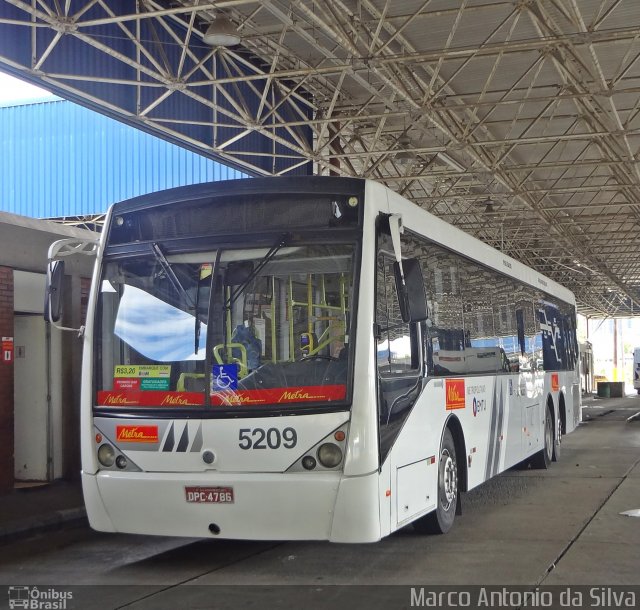 Metra - Sistema Metropolitano de Transporte 5209 na cidade de São Bernardo do Campo, São Paulo, Brasil, por Marco Antonio da Silva. Número da foto: #2297972.