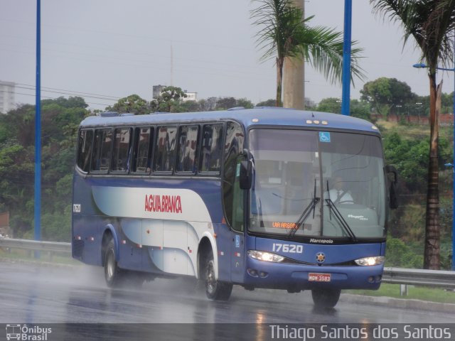 Viação Águia Branca 17620 na cidade de Salvador, Bahia, Brasil, por Thiago Santos. Número da foto: #2298152.