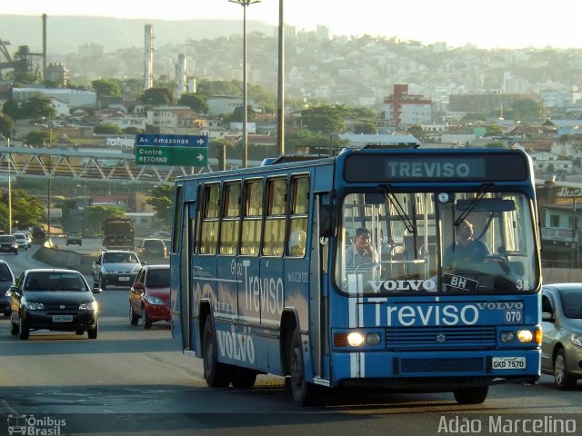 Volvo 070 na cidade de Belo Horizonte, Minas Gerais, Brasil, por Adão Raimundo Marcelino. ID da foto: 2303556.