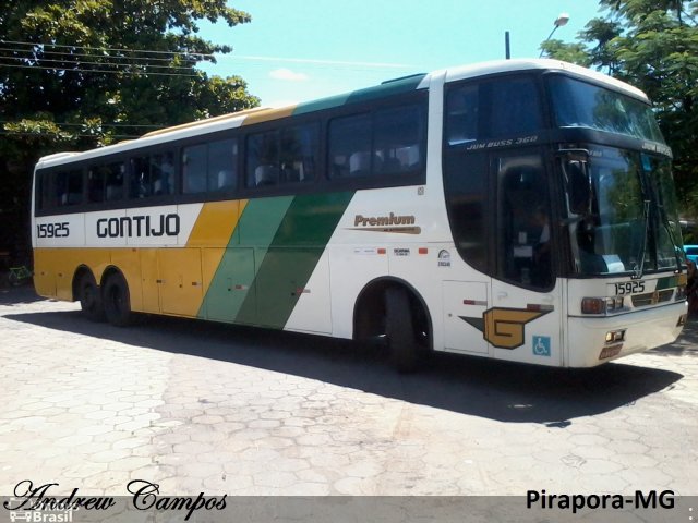 Empresa Gontijo de Transportes 15925 na cidade de Pirapora, Minas Gerais, Brasil, por Andrew Campos. ID da foto: 2301974.