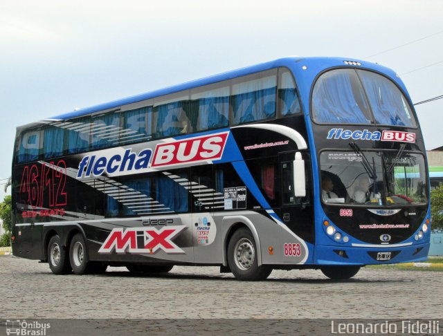 Flecha Bus 8853 na cidade de Balneário Camboriú, Santa Catarina, Brasil, por Leonardo Fidelli. Número da foto: #2302589.