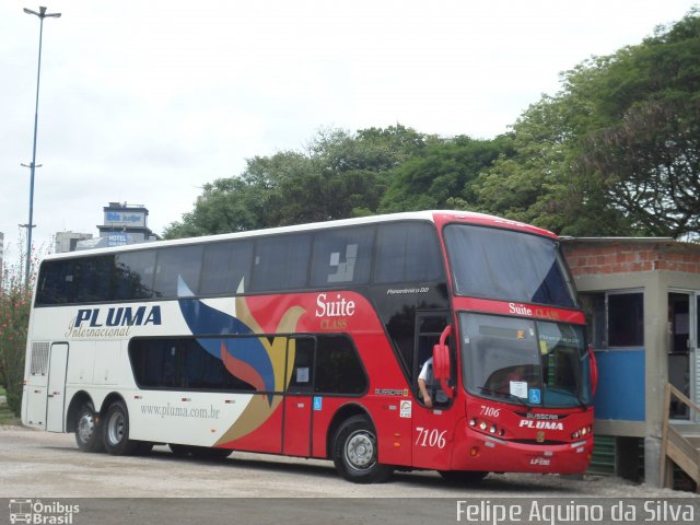 Pluma Conforto e Turismo 7106 na cidade de Curitiba, Paraná, Brasil, por Felipe Aquino da Silva. Número da foto: #2304957.