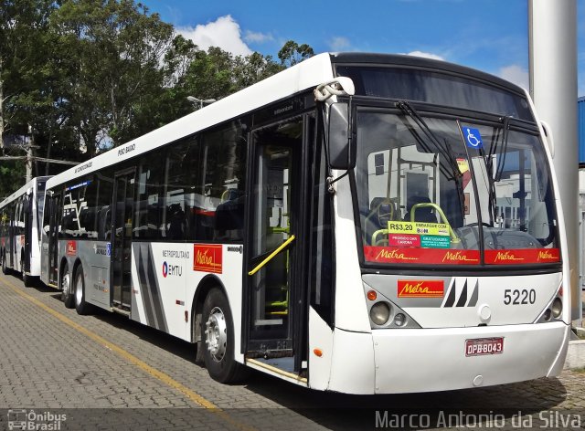 Metra - Sistema Metropolitano de Transporte 5220 na cidade de São Bernardo do Campo, São Paulo, Brasil, por Marco Antonio da Silva. ID da foto: 2304120.