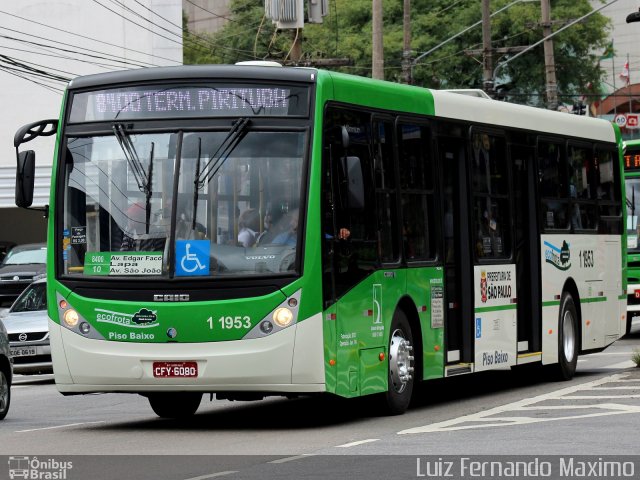 Viação Santa Brígida 1 1953 na cidade de São Paulo, São Paulo, Brasil, por Luiz Fernando Maximo. Número da foto: #2307323.
