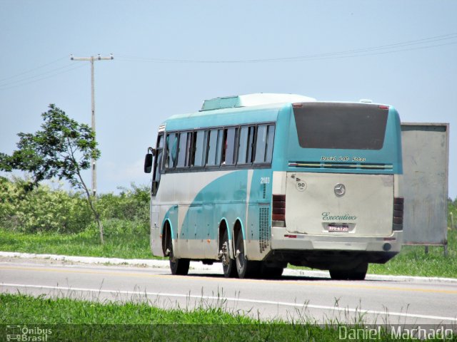 Ônibus Particulares 2103 na cidade de Vitória da Conquista, Bahia, Brasil, por Daniel  Machado. Número da foto: #2309863.