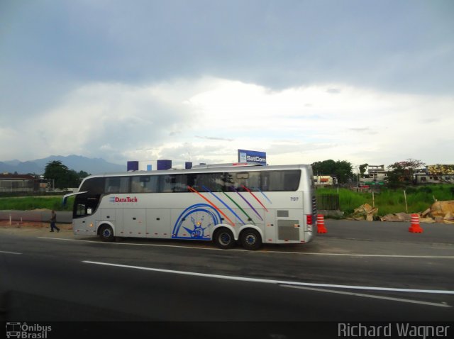 DataTech Turismo 707 na cidade de Duque de Caxias, Rio de Janeiro, Brasil, por Richard Wagner. Número da foto: #2312211.