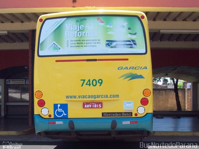 Viação Garcia 7409 na cidade de Astorga, Paraná, Brasil, por Josino Vieira. Número da foto: #2319030.