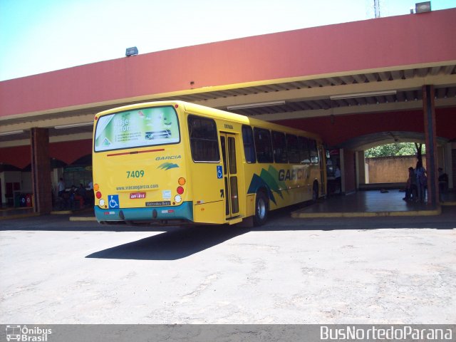 Viação Garcia 7409 na cidade de Astorga, Paraná, Brasil, por Josino Vieira. ID da foto: 2319026.