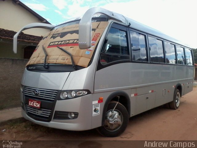 Ônibus Particulares 8234 na cidade de Piúma, Espírito Santo, Brasil, por Andrew Campos. Número da foto: #2322124.