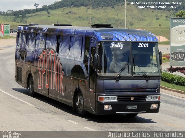 Banda Sputnik 2074 na cidade de João Monlevade, Minas Gerais, Brasil, por Antonio Carlos Fernandes. ID da foto: 2320978.