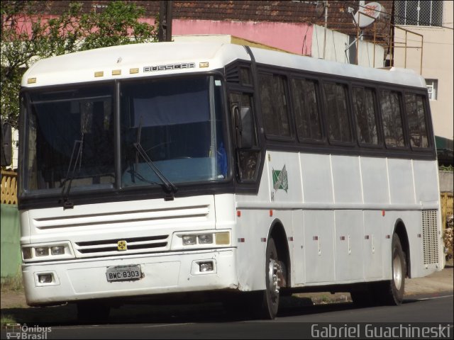 Ônibus Particulares BWC 8303 na cidade de Telêmaco Borba, Paraná, Brasil, por Gabriel Guachineski. Número da foto: #2325967.