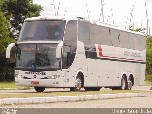 Auto Viação Catarinense 2698 na cidade de Florianópolis, Santa Catarina, Brasil, por Daniel Guardiola. ID da foto: 2328243.