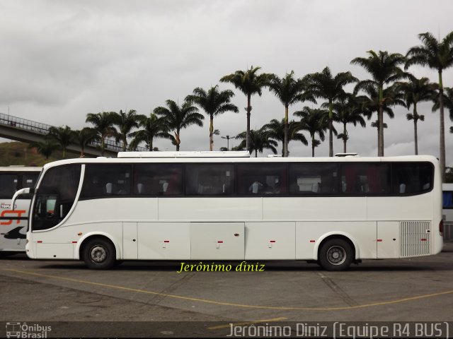 FLAVTUR - Siqueira Transportes e Turismo 15000 na cidade de Aparecida, São Paulo, Brasil, por Jerônimo Diniz. ID da foto: 2329569.