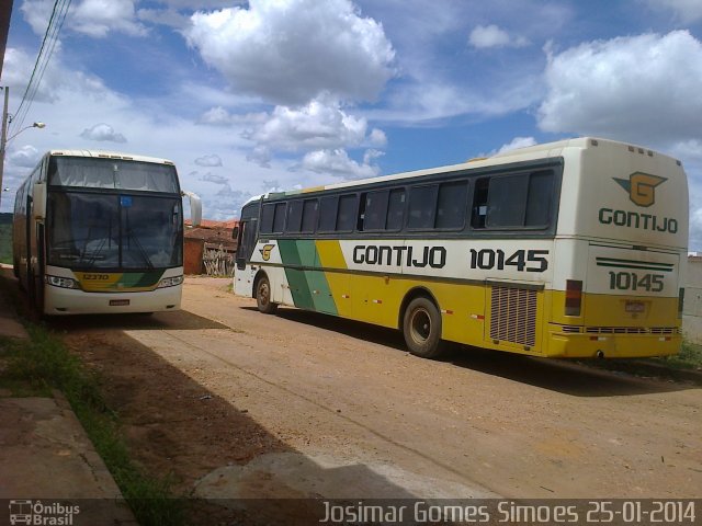 Empresa Gontijo de Transportes 10145 na cidade de Minas Novas, Minas Gerais, Brasil, por Josimar Gomes Simoes. ID da foto: 2329767.