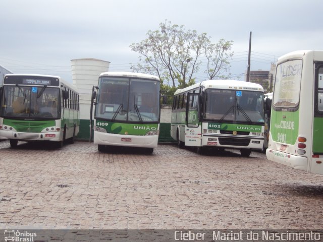 Empresa União de Transportes 4109 na cidade de Araranguá, Santa Catarina, Brasil, por Cleber  Mariot do Nascimento. Número da foto: #2331822.