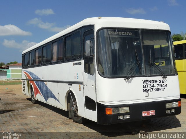 Ônibus Particulares 1070 na cidade de Açu, Rio Grande do Norte, Brasil, por Felipe Gonzalez. ID da foto: 2277832.