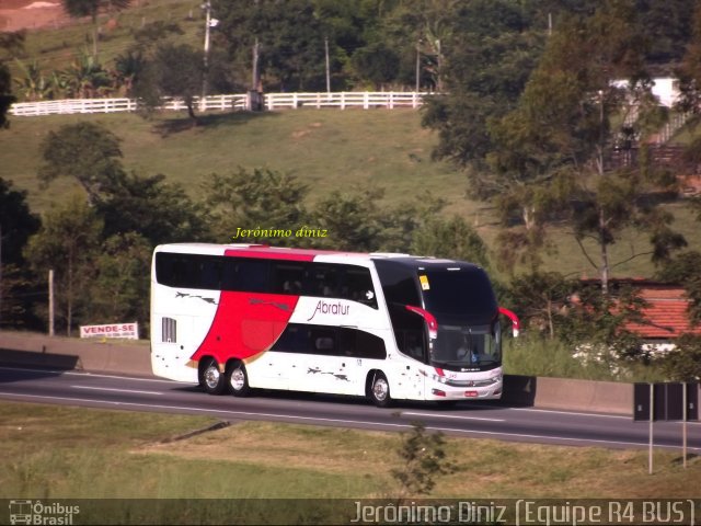 Abratur Viagens e Turismo 345 na cidade de Taubaté, São Paulo, Brasil, por Jerônimo Diniz. Número da foto: #2337244.
