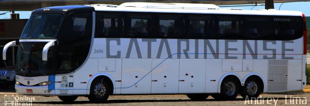 Auto Viação Catarinense 2696 na cidade de Juquiá, São Paulo, Brasil, por Andrey  Lima. Número da foto: #2337822.