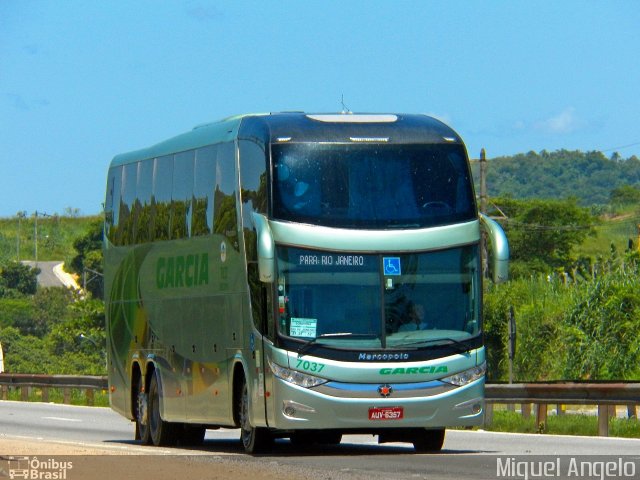 Viação Garcia 7037 na cidade de Queimados, Rio de Janeiro, Brasil, por Miguel Angelo. Número da foto: #2288107.