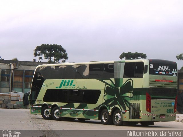 JBL Turismo 4900 na cidade de Curitiba, Paraná, Brasil, por Nilton Félix da Silva. Número da foto: #2289145.