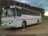 Ônibus Particulares 000 na cidade de Sertânia, Pernambuco, Brasil, por Pedrop Patriota. Número da foto: #:id.