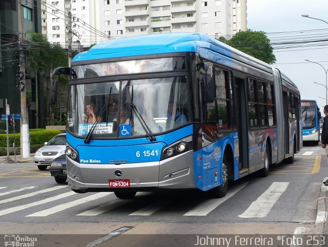 Viação Cidade Dutra 6 1541 na cidade de São Paulo, São Paulo, Brasil, por Johnny Ferreira. ID da foto: 2810580.