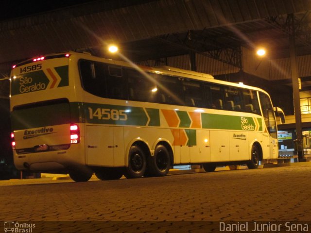 Cia. São Geraldo de Viação 14585 na cidade de Itabirito, Minas Gerais, Brasil, por Daniel Junior Sena. ID da foto: 2811112.