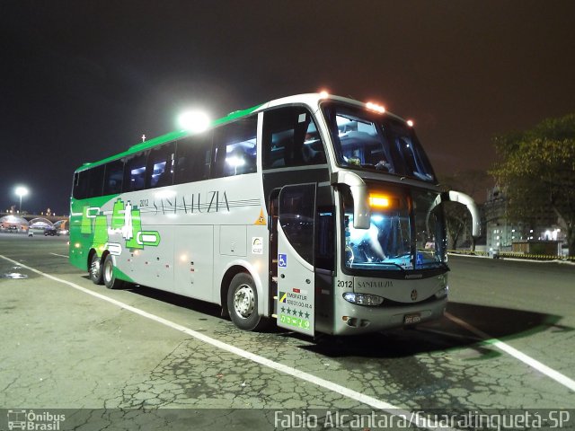 Santa Luzia Transporte e Turismo - Geneve Turismo 2012 na cidade de Aparecida, São Paulo, Brasil, por Fabio Alcantara. Número da foto: #2810116.