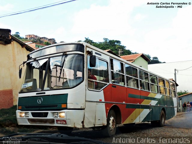 Ônibus Particulares 6734 na cidade de Sabinópolis, Minas Gerais, Brasil, por Antonio Carlos Fernandes. ID da foto: 2809945.