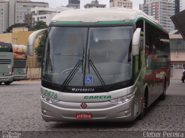 Viação Garcia 7476 na cidade de Curitiba, Paraná, Brasil, por Cleber Luiz Pereira. ID da foto: 2832771.