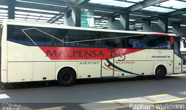 Ônibus da Itália MALPENSA BUS na cidade de , por Raphael Wollmann. Número da foto: #2831884.