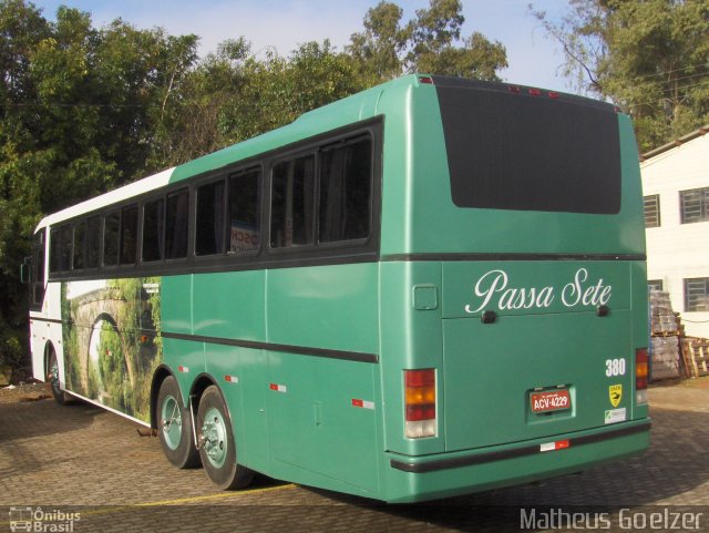 Passa Sete 380 na cidade de Santa Cruz do Sul, Rio Grande do Sul, Brasil, por Matheus Goelzer. Número da foto: #2837789.