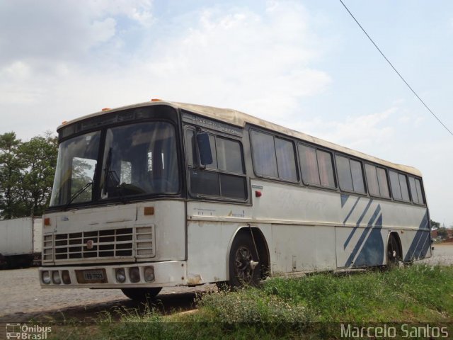 Ônibus Particulares 7623 na cidade de Astorga, Paraná, Brasil, por Luis Marcelo Santos. ID da foto: 2839946.