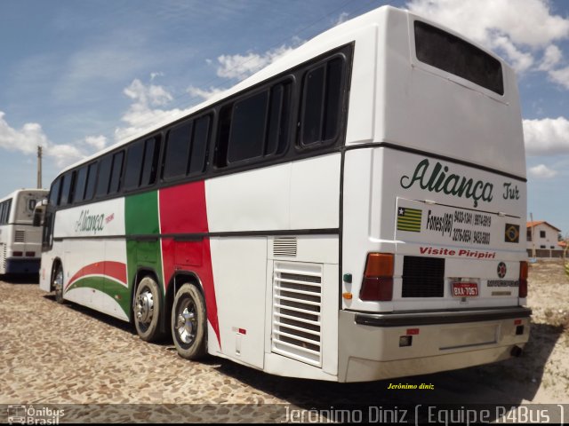 Aliança Tur 800 na cidade de Luís Correia, Piauí, Brasil, por Jerônimo Diniz. ID da foto: 2838677.