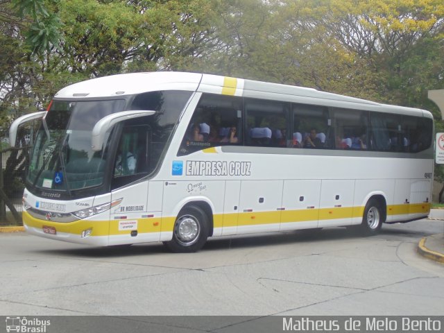Empresa Cruz 49407 na cidade de São Paulo, São Paulo, Brasil, por Matheus de Melo Bento. Número da foto: #2838085.