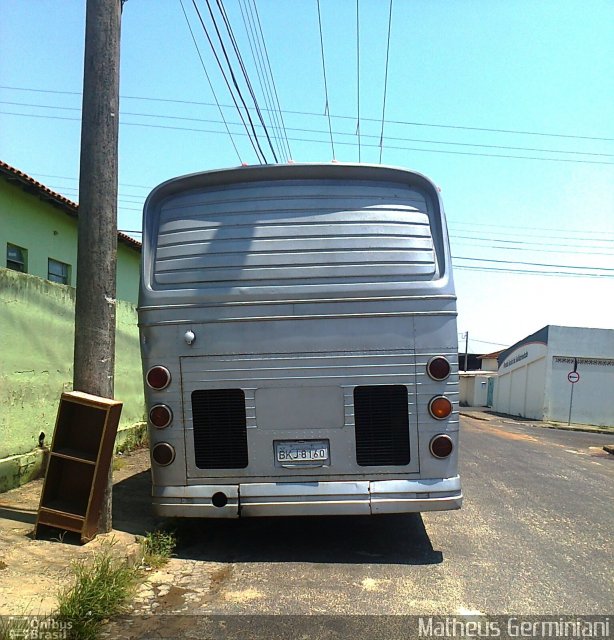 Ônibus Particulares 8160 na cidade de São Carlos, São Paulo, Brasil, por Matheus Germiniani. Número da foto: #2839104.
