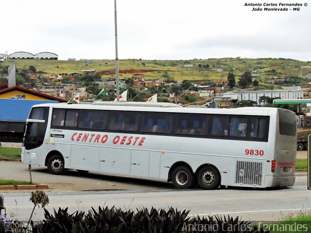 Centro Oeste Turismo 9830 na cidade de João Monlevade, Minas Gerais, Brasil, por Antonio Carlos Fernandes. Número da foto: #2840564.