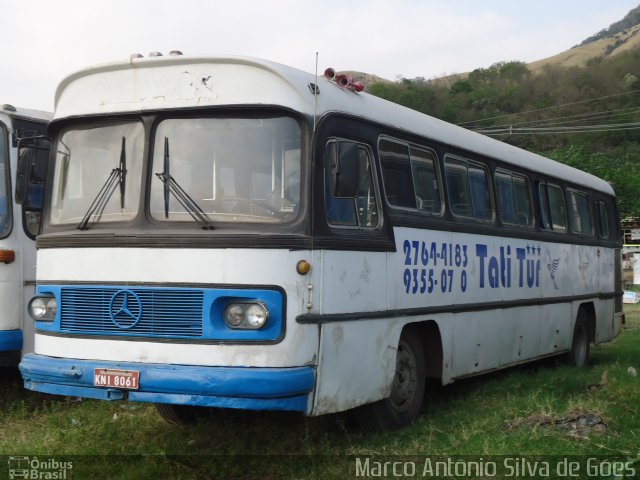 Ônibus Particulares KNI8061 na cidade de Nova Iguaçu, Rio de Janeiro, Brasil, por Marco Antônio Silva de Góes. ID da foto: 2846297.