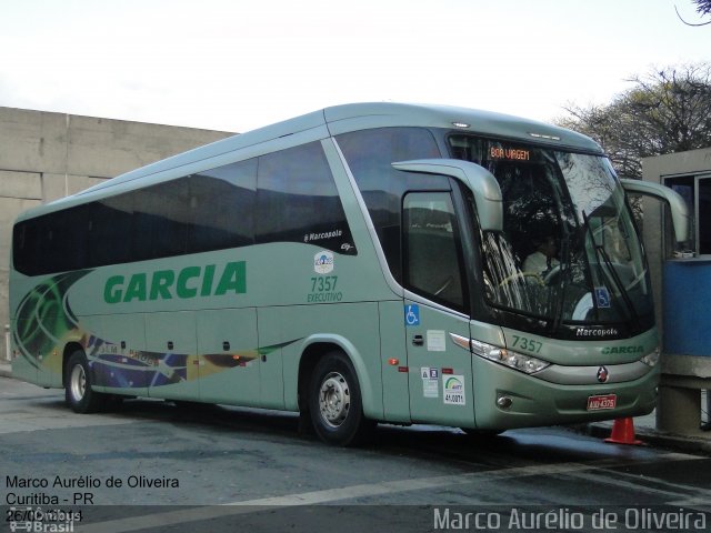 Viação Garcia 7357 na cidade de Curitiba, Paraná, Brasil, por Marco Aurélio de Oliveira. Número da foto: #2846490.