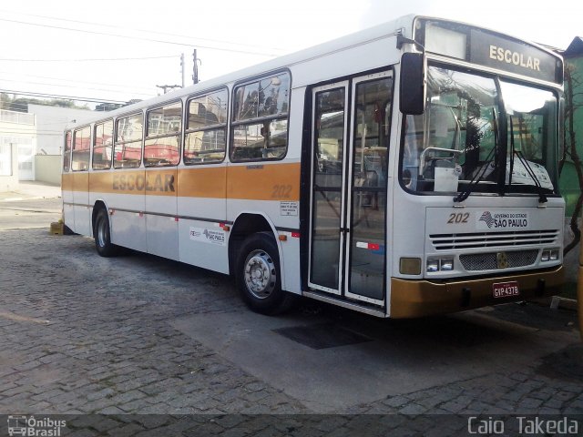 Escolares 202 na cidade de Suzano, São Paulo, Brasil, por Caio  Takeda. Número da foto: #2846841.