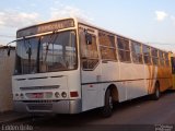 Ônibus Particulares 5704 na cidade de Anápolis, Goiás, Brasil, por Edden Brito. Número da foto: #:id.