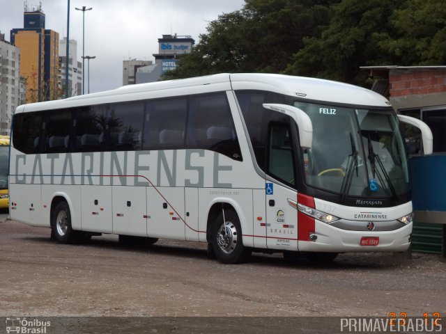 Auto Viação Catarinense 3337 na cidade de Curitiba, Paraná, Brasil, por Alexandre Rodrigo. Número da foto: #2851293.