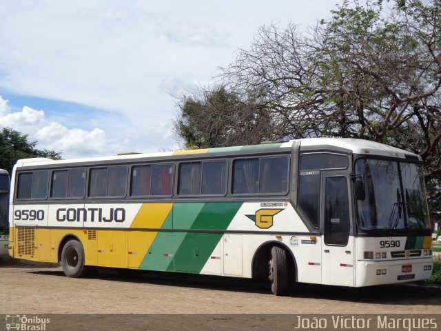 Empresa Gontijo de Transportes 9590 na cidade de São Francisco, Minas Gerais, Brasil, por João Victor Marques. ID da foto: 2850045.